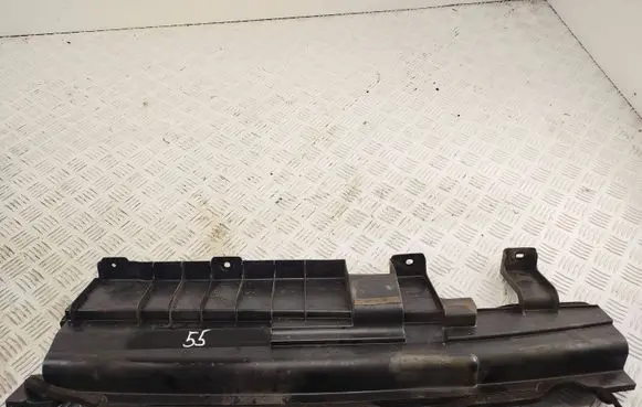 Nissan X-Trail T32 Intercooler air channel guide 