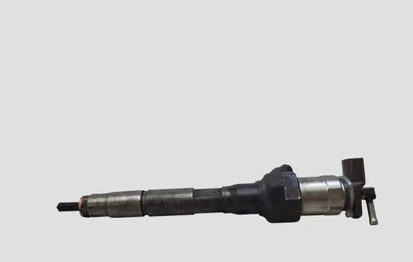 Mazda 6 Fuel injector R2AA13H50