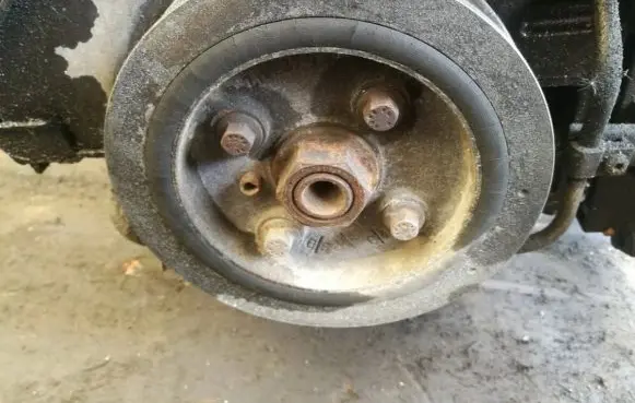 Volvo S60 Crankshaft pulley