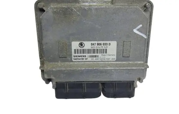 Skoda Fabia Mk1 (6Y) Engine control unit/module ECU 047906033D
