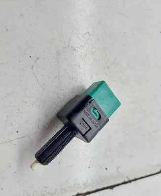Nissan Navara D23 Brake pedal sensor switch 20116H