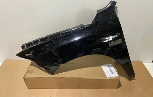 Dodge RAM 1500 DS Fender 