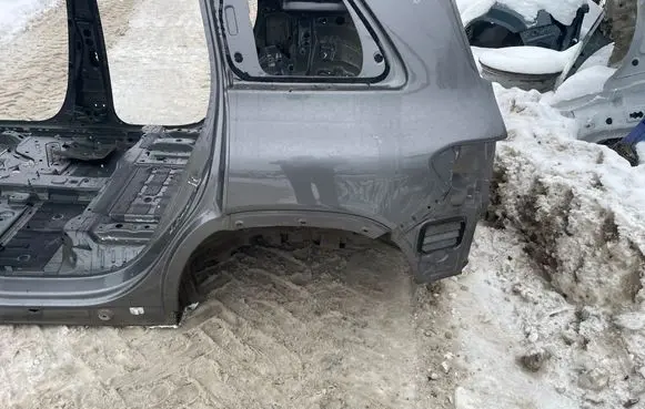 Mercedes-Benz EQB Rear quarter panel 