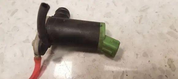Ford Focus Windscreen/windshield washer pump E13021168 721301 007080