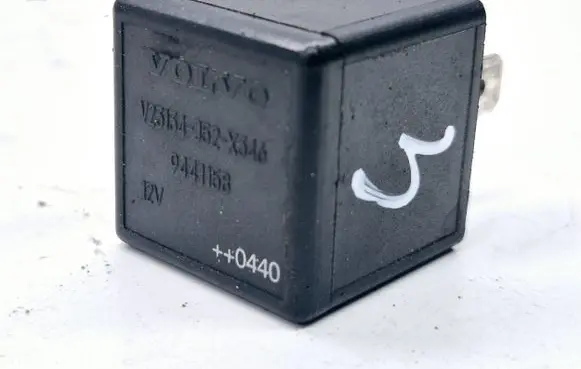 Volvo V70 Other relay 9441158