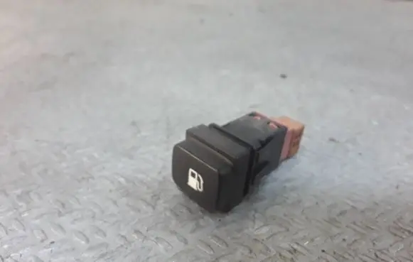 Citroen C4 Grand Picasso Fuel tank opening switch 96530658XT