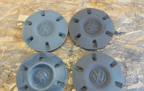 Volkswagen Crafter Original wheel cap 9064010025 ZGS004Q002