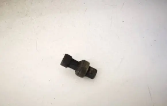 Ford Mondeo MK IV Coolant temperature sensor