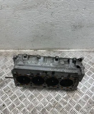 Volkswagen Golf VI Engine head 03L103373J