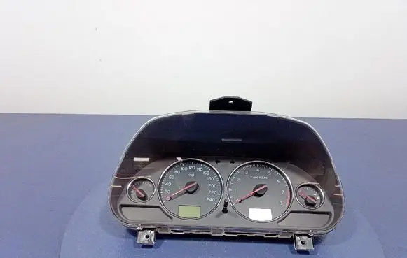 Volvo S40, V40 Speedometer (instrument cluster) 30623463