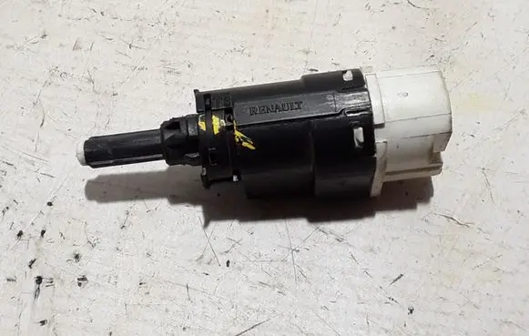 Dacia Dokker Brake pedal sensor switch 258206170R