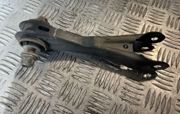 Infiniti Q30 Rear control arm A2463500053
