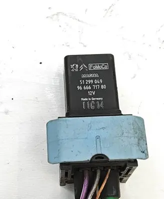 Ford Focus Glow plug pre-heat relay 9666671780 51299049 11C14