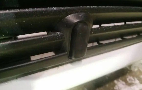 Volkswagen Transporter - Caravelle T4 Windshield washer spray nozzle 
