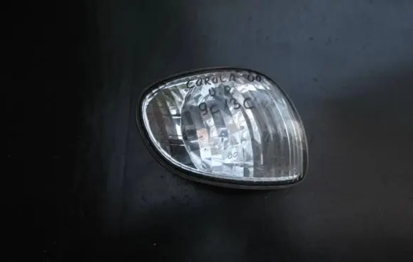 Toyota Corolla E110 Front indicator light 12463