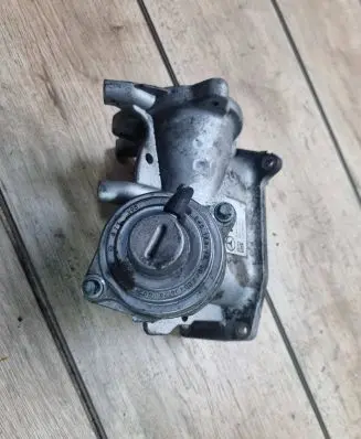 Mercedes-Benz B W245 EGR valve A6401401360