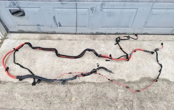 BMW X5 E70 Positive cable (battery) 61129154714 6941818 9154714