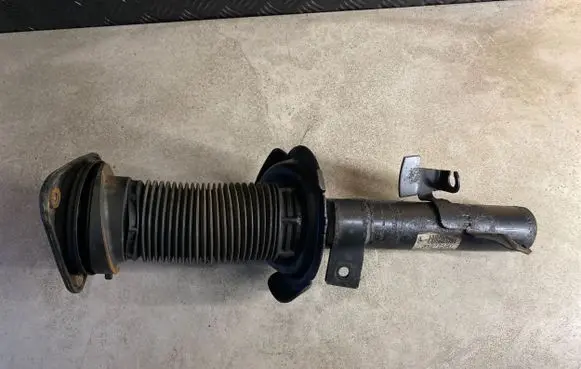 Volvo S40 Front shock absorber/damper 3M5118K001EBN E5605704 31277590