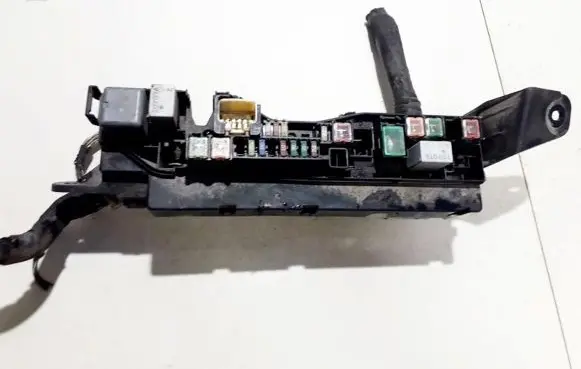 Toyota Avensis T250 Fuse box set