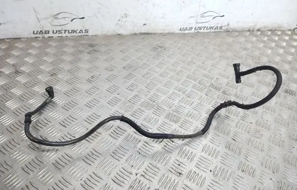 Nissan Note (E11) Fuel line pipe