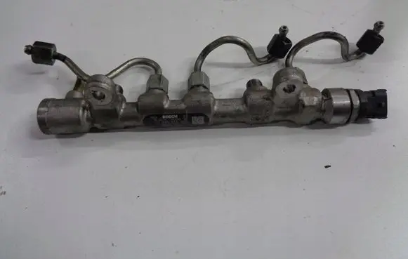 Honda Civic IX Fuel main line pipe 0445214302