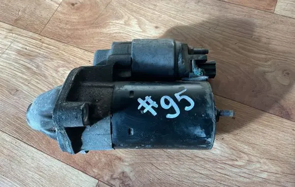 Audi A4 S4 B7 8E 8H Starter motor 0001107427 06B911023A