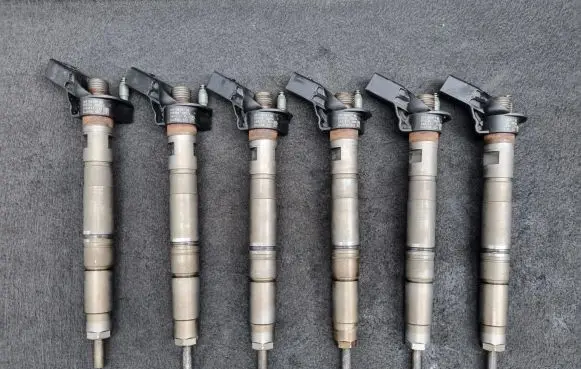 Audi A6 S6 C6 4F Fuel injectors set 059130277BE 059130277AR