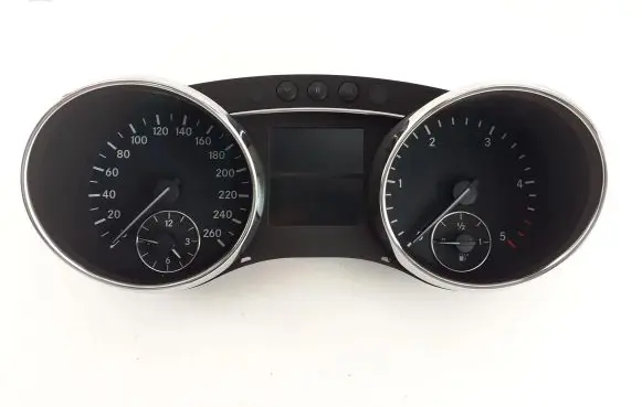 Speedometer (instrument cluster)