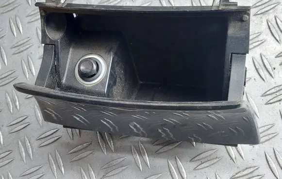 Mercedes-Benz E W211 Car ashtray A211810330