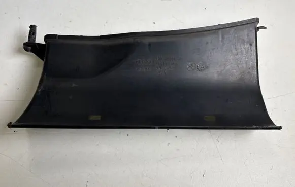Audi A7 S7 4G Air intake duct part 4G0129618B