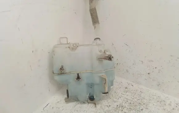 Mazda 3 III Windshield washer fluid reservoir/tank GHP967480 K0036