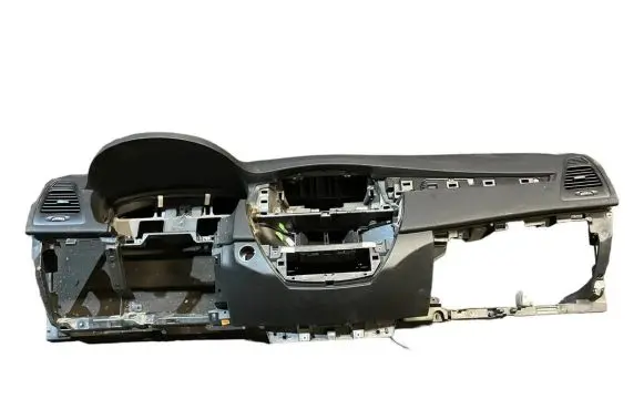 Renault Laguna III Dashboard 681000032r 240145536H KG41