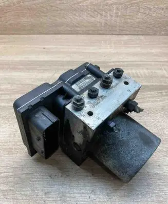BMW 5 E60 E61 ABS Pump 6774852 0265950409 6774854