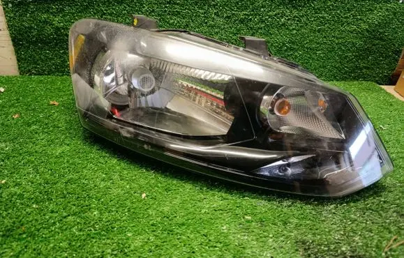 Volkswagen Polo V 6R Headlight/headlamp 6r1941016e