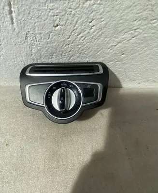 Mercedes-Benz C W205 Light switch 10025081 A2059056500
