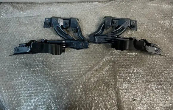 Volvo S90, V90 Engine bonnet/hood hinges 32219799