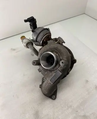 Peugeot 3008 I Turbo 968612068006 GTC1244VZ 8062912
