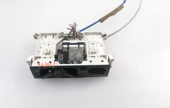 Mitsubishi Pajero Pinin Interior fan control switch 