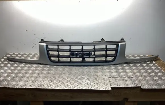 Opel Frontera B Front bumper upper radiator grill 89714451200