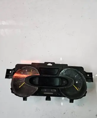 Speedometer (instrument cluster)