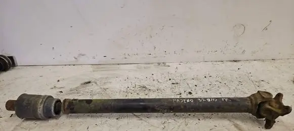 Mitsubishi Pajero Front prop shaft