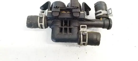BMW 5 F10 F11 Coolant heater control valve 911916404 6411911916404