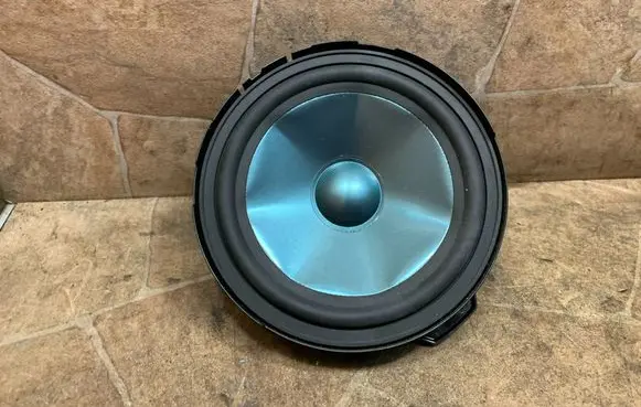 Mercedes-Benz CLS C218 X218 Subwoofer speaker A2128200102