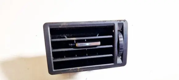 Ford Focus C-MAX Dash center air vent grill 3m51r018b0adw 3m51-r018b09-adw