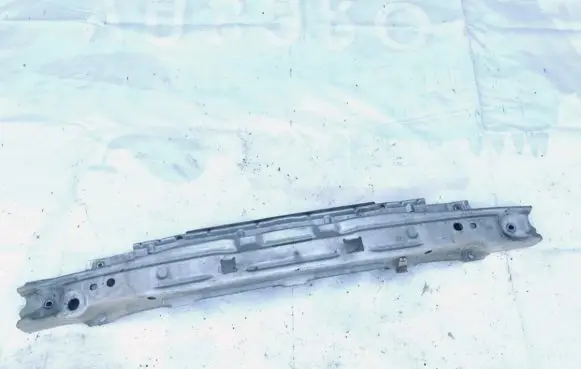Opel Zafira A Front bumper cross member