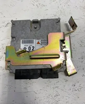 Nissan X-Trail T30 Engine control unit/module ECU