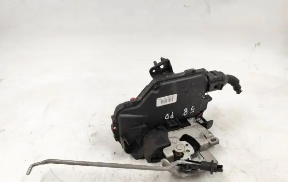 Audi A4 S4 B6 8E 8H Front door lock 8E1837016C