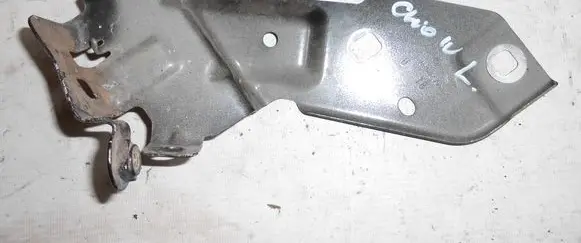 Renault Clio IV Fender mounting bracket 620423958R