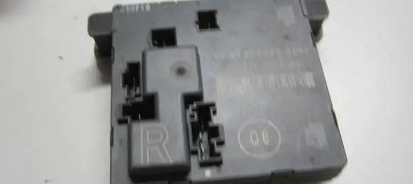 Mercedes-Benz E W211 Door control unit/module A2118201626