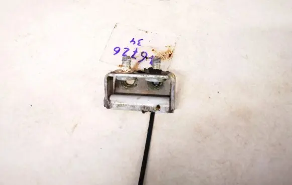 Mazda Premacy Tailgate/trunk/boot hinge